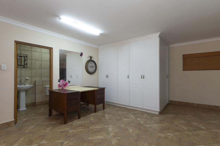 4 Bedroom Property for Sale in West Bank Eastern Cape